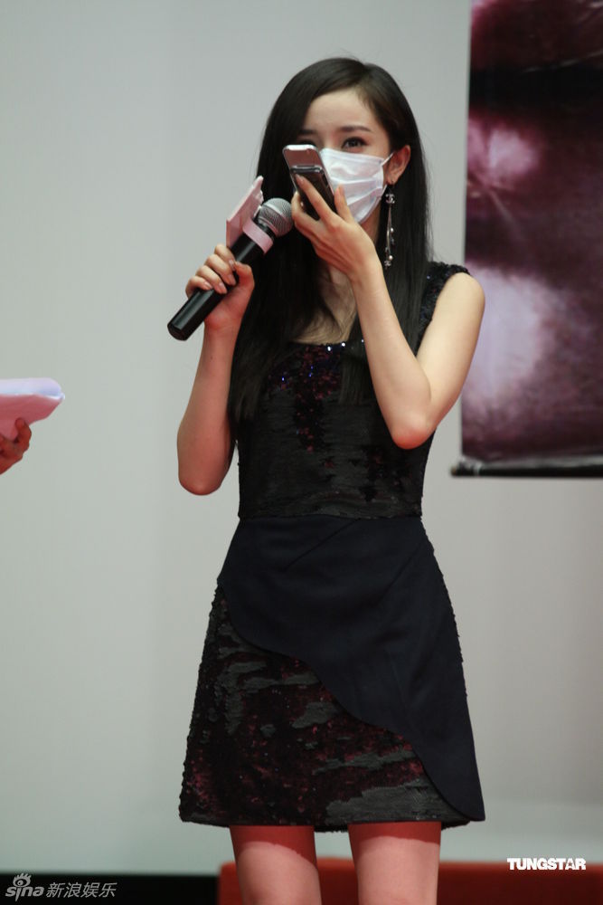 李小璐女儿不像父母_李小璐父母是谁_李小璐父母