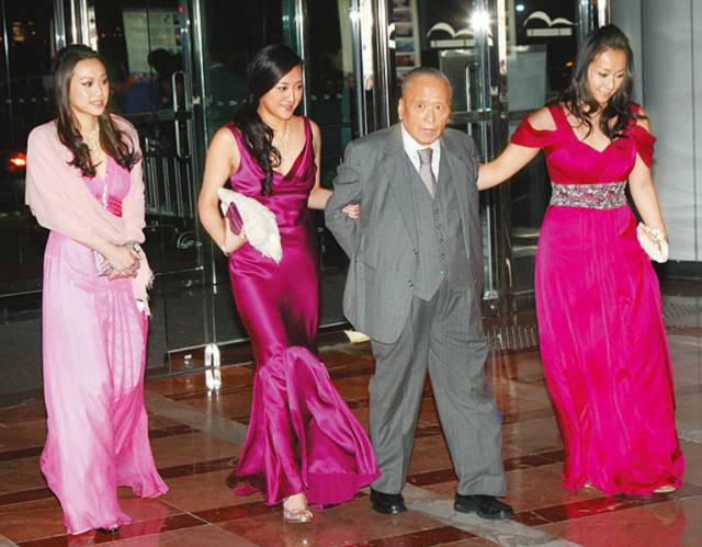 林爱儿_林爱儿图片_何超盈与林爱儿