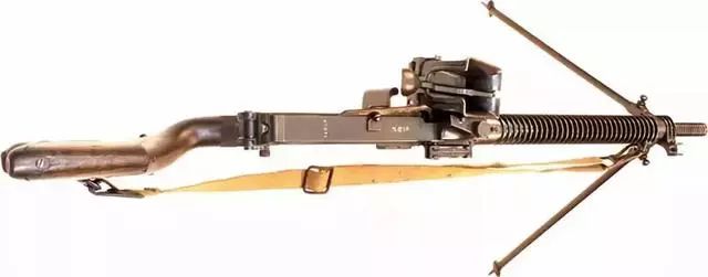 大正十一式轻机枪_24式机枪_kac锯式机枪