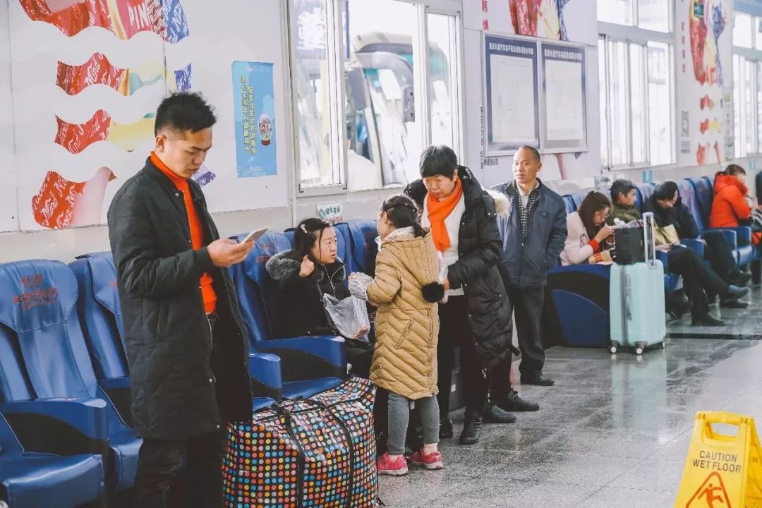 请问重庆菜园坝汽车站到三台卢溪的时刻表_重庆菜园坝汽车站到绵阳汽车时刻表_菜园坝汽车站