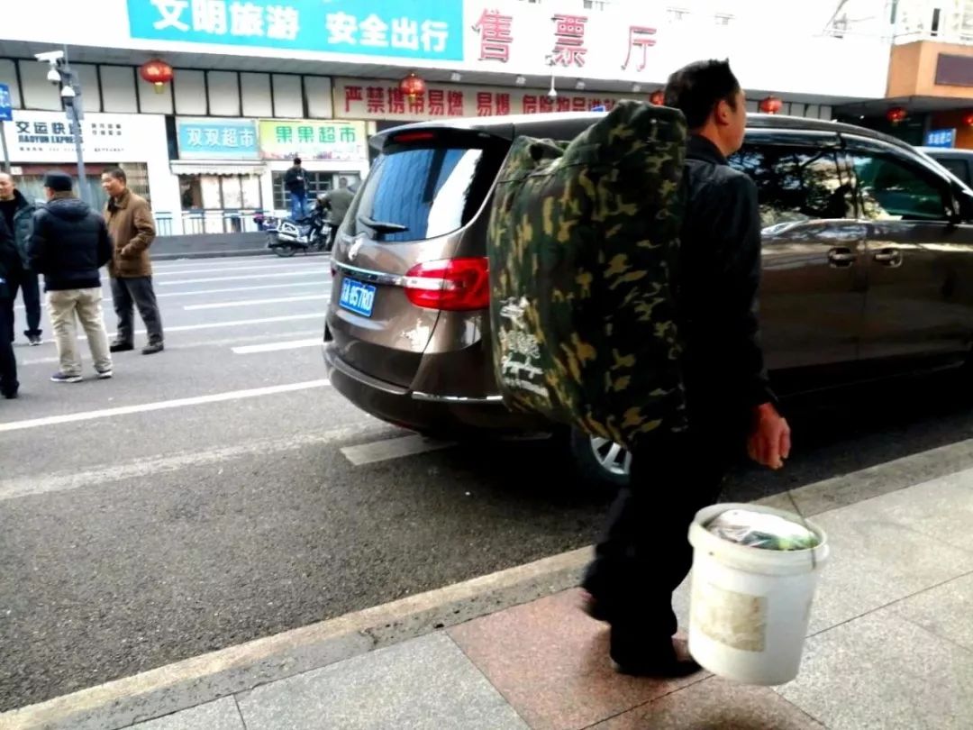 菜园坝汽车站_请问重庆菜园坝汽车站到三台卢溪的时刻表_重庆菜园坝汽车站到绵阳汽车时刻表