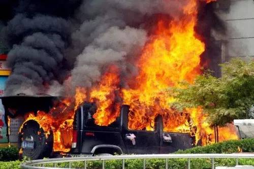 新车 保险 钱_66鸿运保险b型返钱_汽车保险一年多少钱