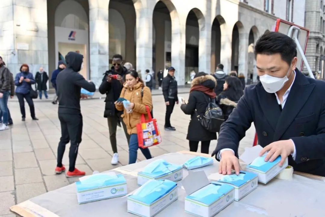 米兰人骨教堂 攻略_湛江赤坎步行街大德路教堂_米兰大教堂