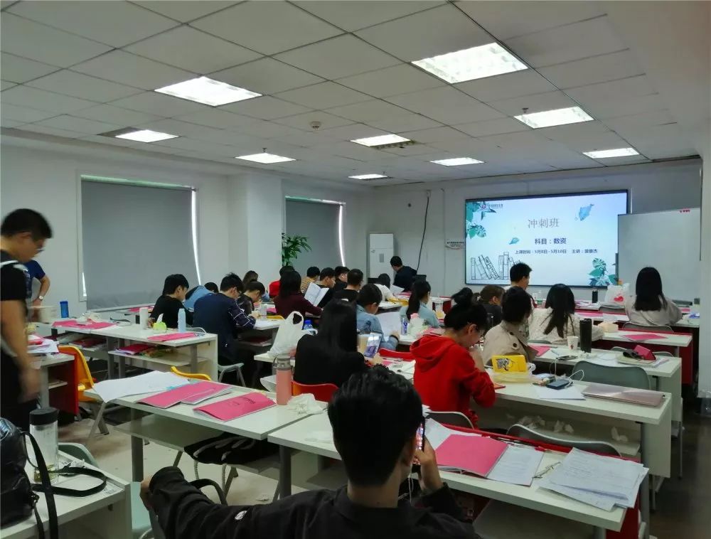 温州公务员_温州乡镇公务员报的人这么多_温州公务员招聘