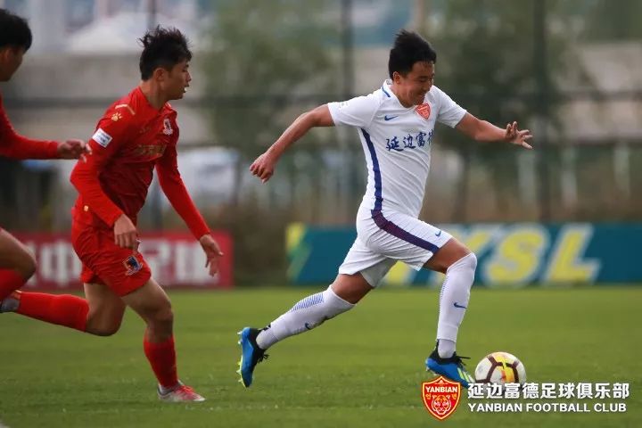 梅西梅开二度_墙角数枝梅 凌寒独自开_10u梅西和14w梅西