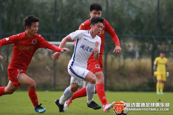 梅西梅开二度_10u梅西和14w梅西_墙角数枝梅 凌寒独自开