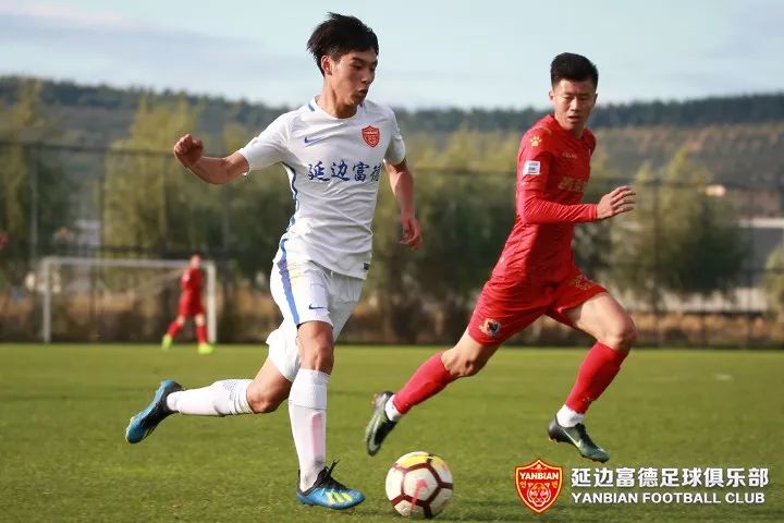 梅西梅开二度_10u梅西和14w梅西_墙角数枝梅 凌寒独自开