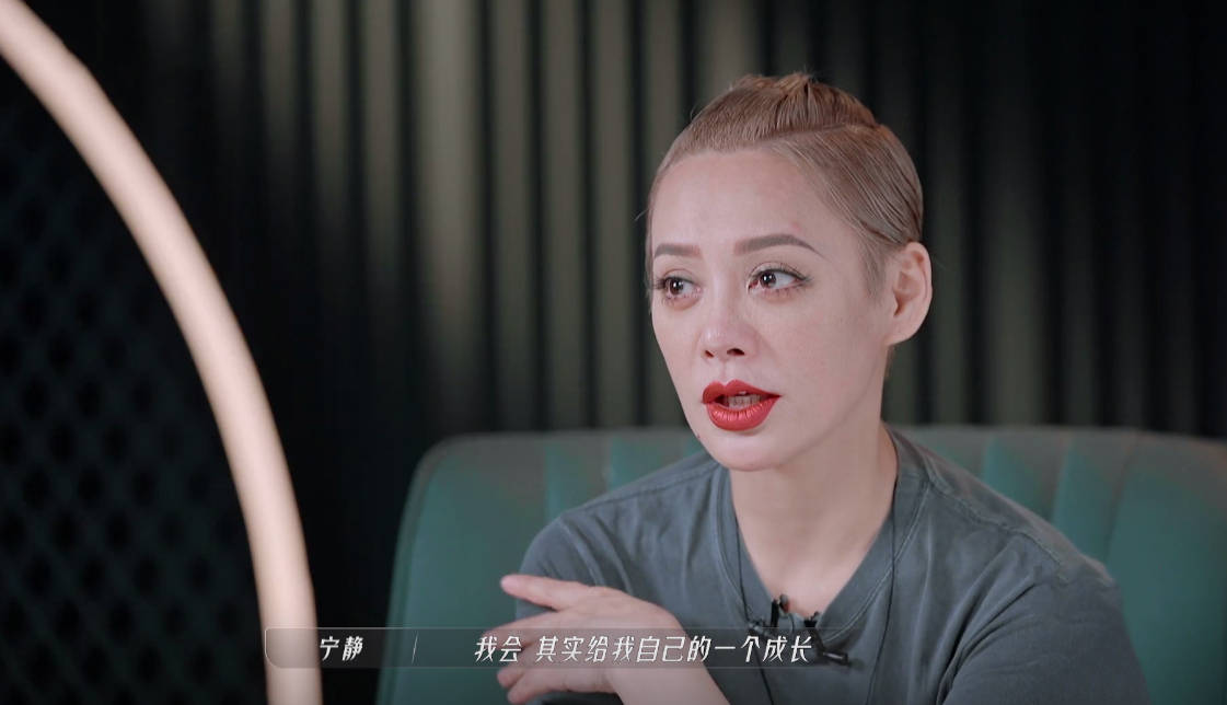 乘风破浪的姐姐播出时间 宁静那英领衔，《乘风破浪》能保住金字招牌吗？