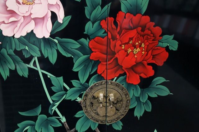 平遥推光漆器_平遥漆器传承人名录_平遥漆器用的什么材料