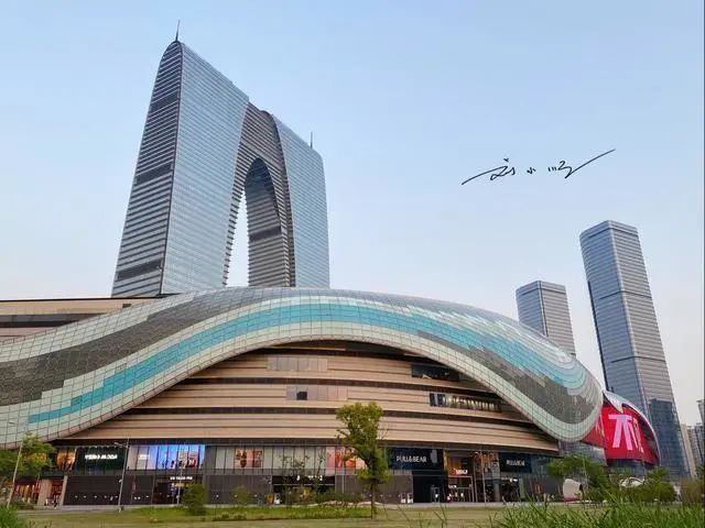 苏州秋裤 苏州最著名的地标建筑，大家都叫它“大秋裤”，却忘了它的真名