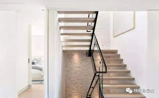 加代大哥简介 勇哥接到加代打来的电话