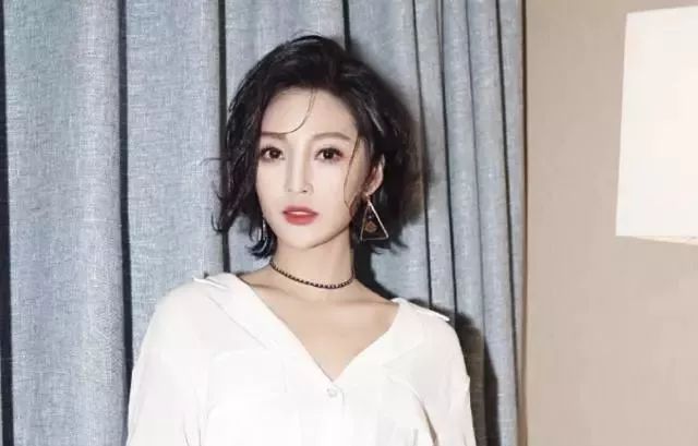 甘露演员个人资料简介_演员甘露_甘露演员个人资料图片