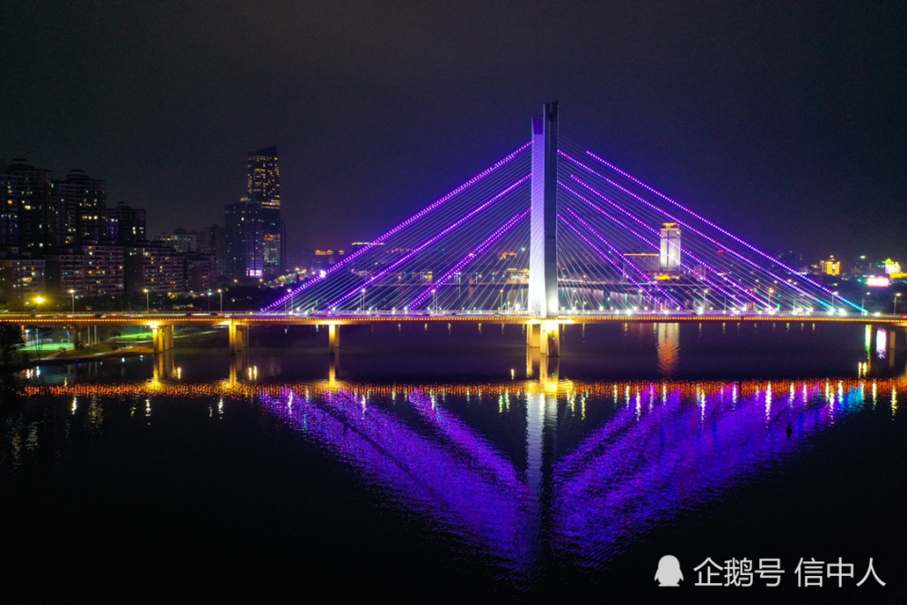 柳州音乐喷泉介绍_柳州喷泉音乐曲目_柳州音乐喷泉