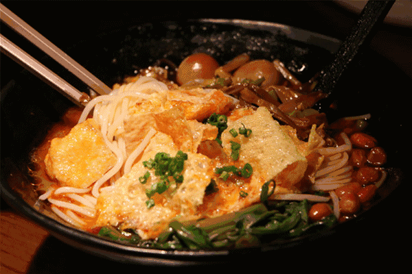 柳州音乐喷泉_柳州喷泉音乐曲目_柳州音乐喷泉介绍