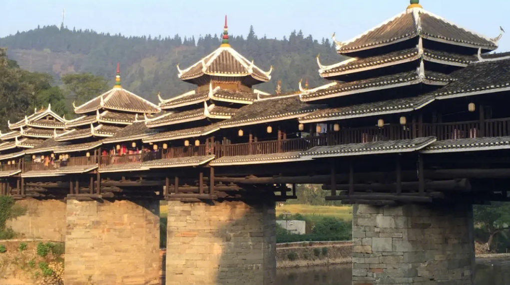 柳州音乐喷泉介绍_柳州喷泉音乐曲目_柳州音乐喷泉