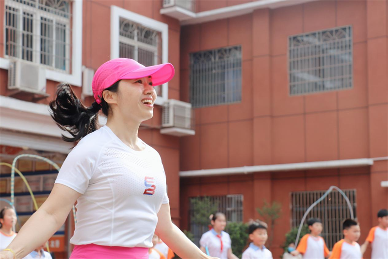 长塘里小学张莉_长塘里小学_长塘里小学校徽