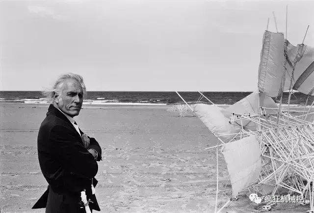 怪兽机械表_机械怪兽_怪兽机械手表超薄