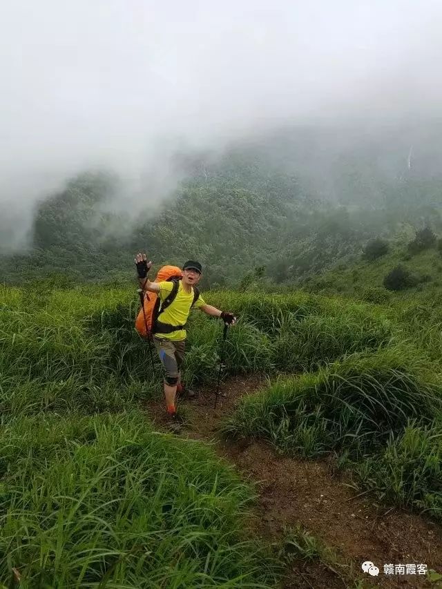 齐云山风景名胜区_齐云山南酸枣糕_齐云山在哪