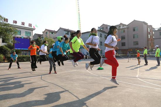 长塘里小学_长塘里小学张莉_长塘里小学校徽