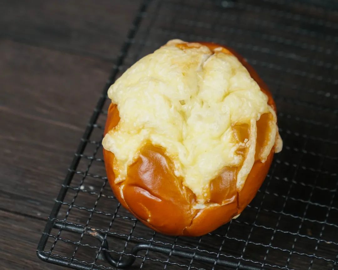 碱水面包和普通面包的热量_碱水面包是什么味_碱水面包和普通面包的区别